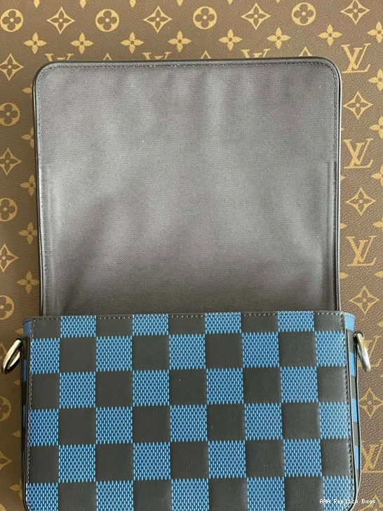 Aaa replica bags VUITTON MESSENGER STUDIO LOUIS 0803